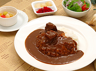 煮込みビーフのカレーライス