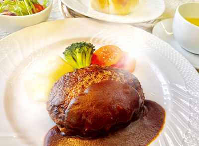 ハンバーグステーキ