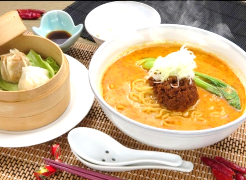 名物 坦々麺
