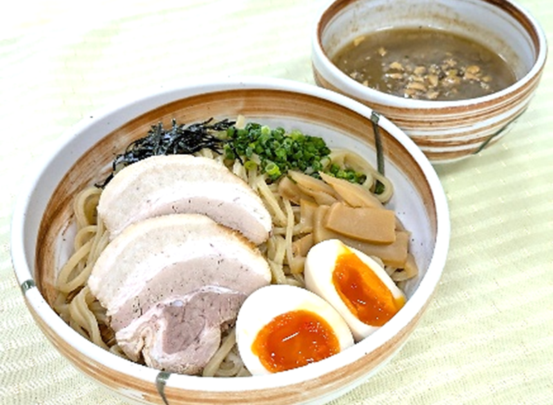 魚介出汁香るつけ麺
