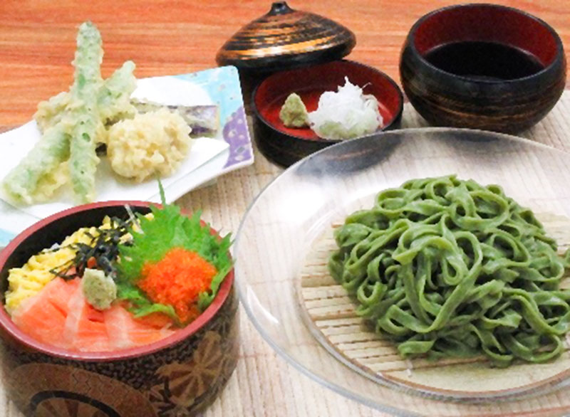 抹茶うどん