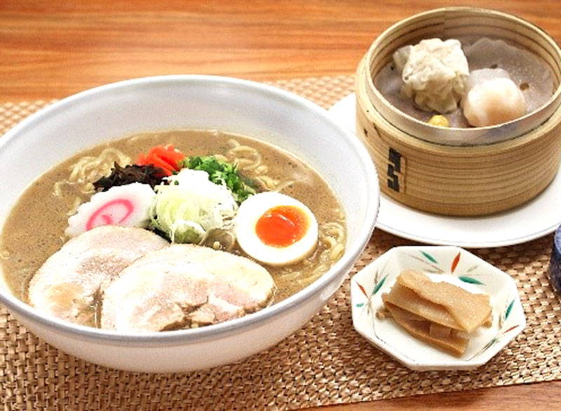 魚介とんこつラーメン